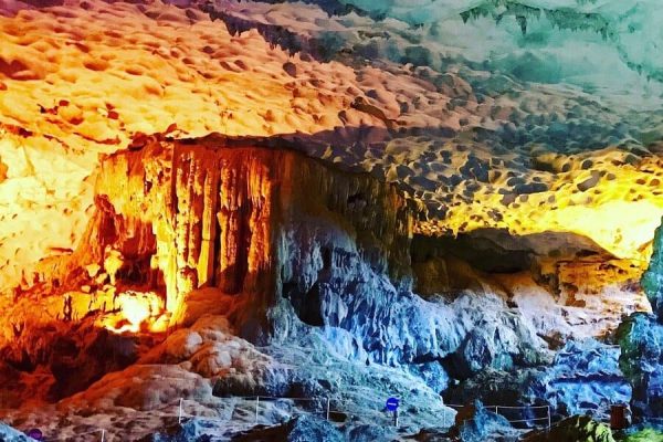 Amazing Cave- Vietnam Tour Packages