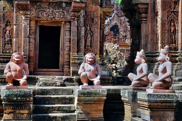 Banteay Srei exploration witth Cambodia Tours & Travel Packages