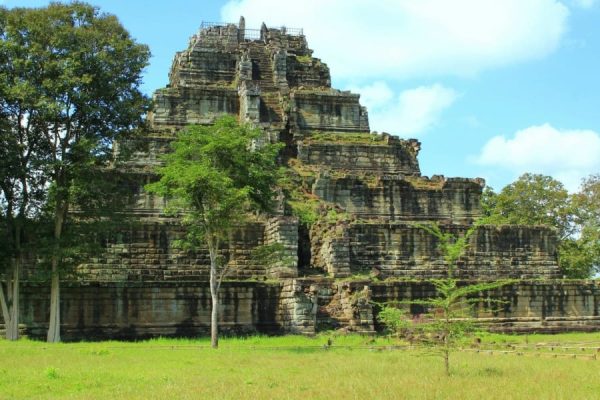 Koh Ker - Cambodia Tour Packages