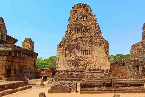 Pre Rup temple exploration witth Cambodia Tours & Travel Packages