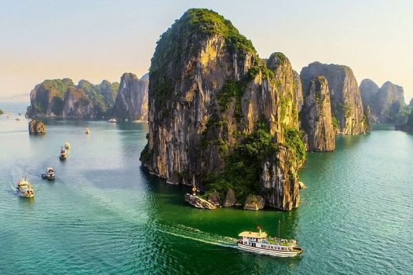 Vietnam Tours and Travel Packages in 21 Days