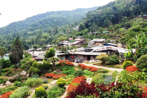 Hmong hill tribe village - Mekong River Cruise