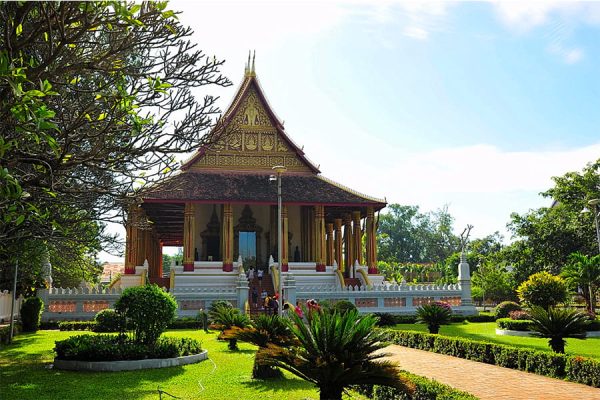 Ho Phra Keo - laos river cruises