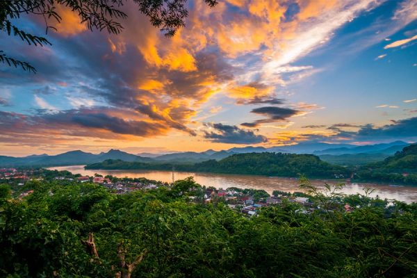 Mount Phou Si - mekong river cruises