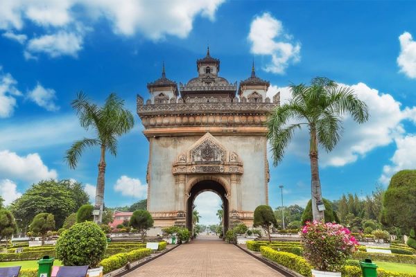 Patuxai, Vientiane - mekong cruise