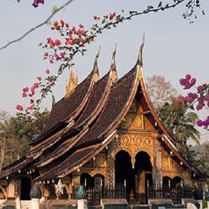 Wat Xieng Thong - mekong river cruises